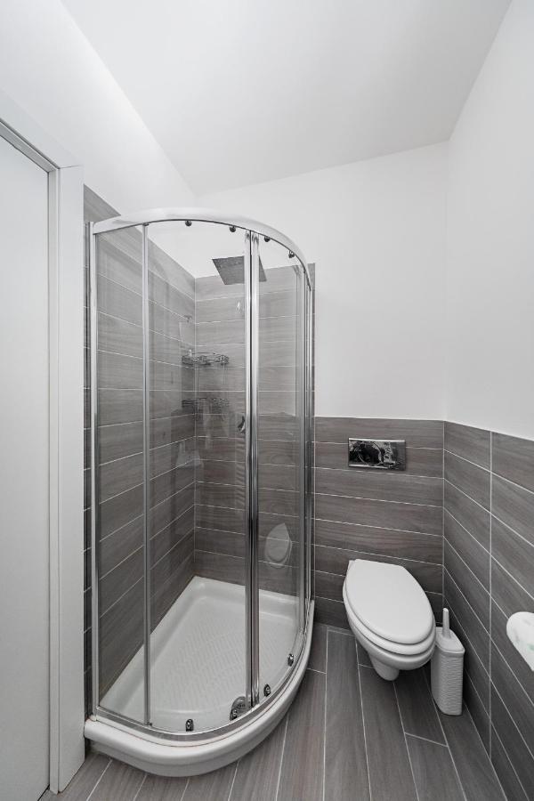 Appartamento Mazzini P1-25 By Wonderful Italy Sirmione Buitenkant foto